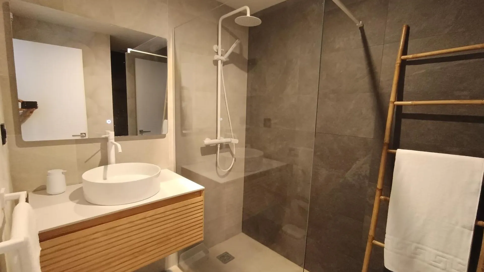 Bahia De La Plata Apartamento Estepona 0*,